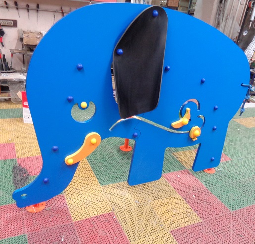картинка Игровой элемент Слон для развития тактильных навыков от производителя реабилитационного оборудования и ЛФК